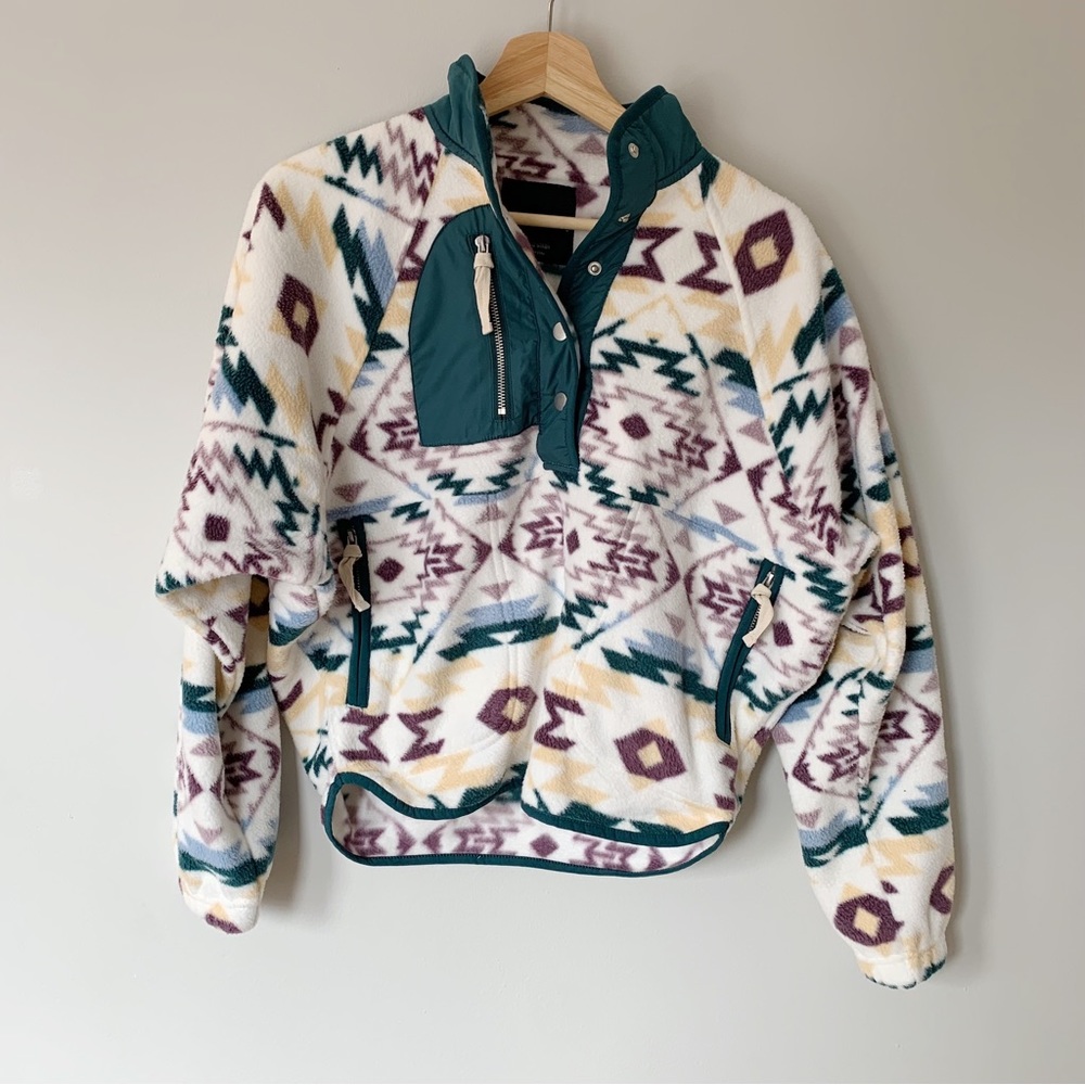 RSQ Women’s Geometric Patterned Fleece Snap Button Pullover